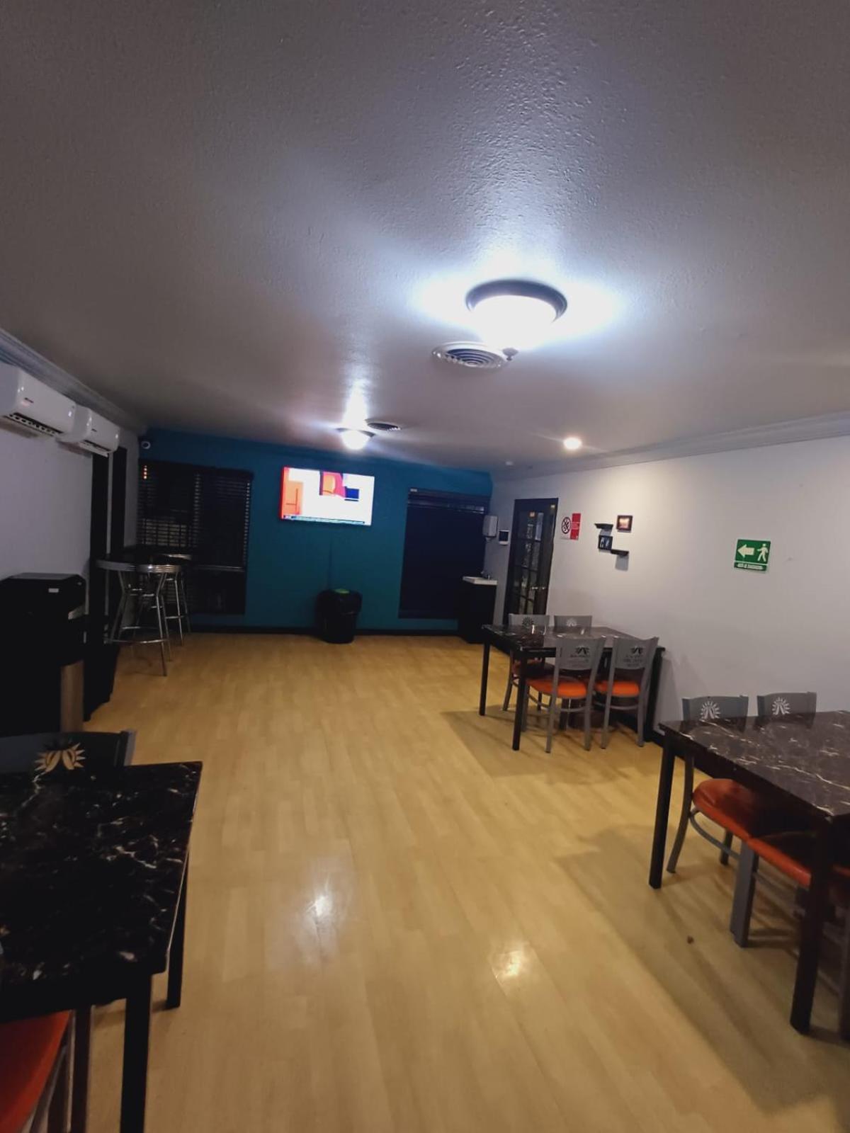 ホテル Hacienda Del Indio メヒカリ エクステリア 写真