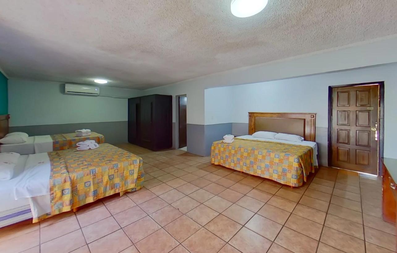 ホテル Hacienda Del Indio メヒカリ エクステリア 写真